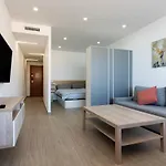 Seaview 1 Bedroom Modern *