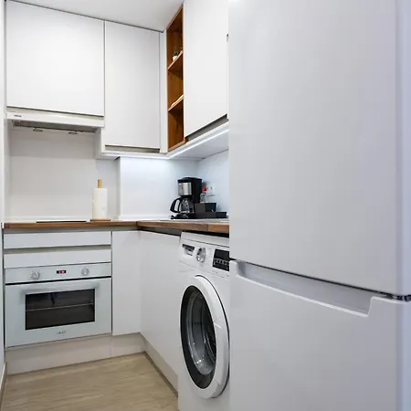 Seaview 1 Bedroom Modern